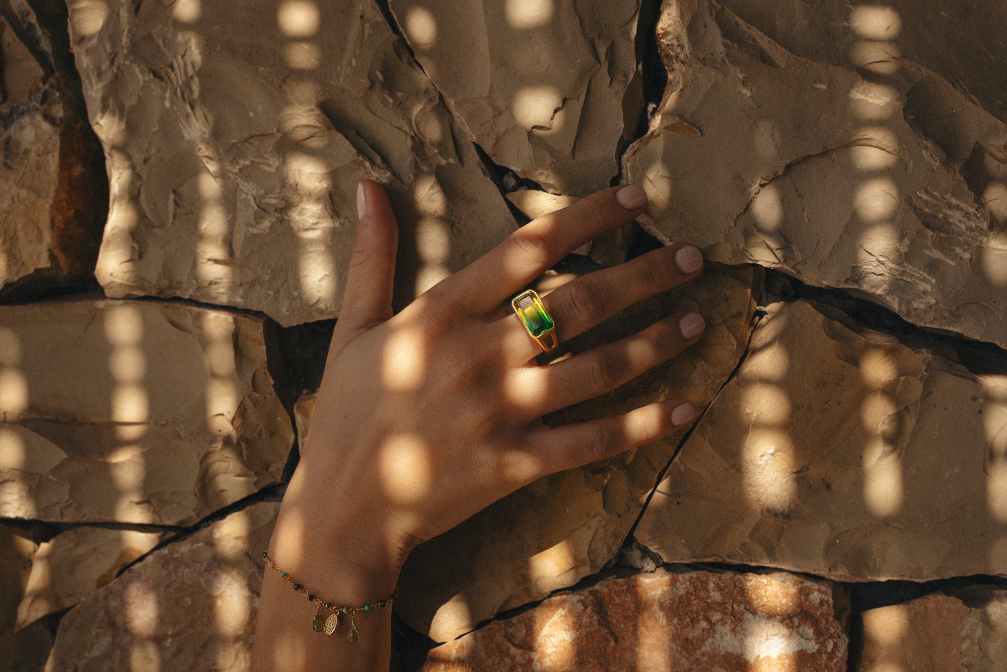 UNE A UNE - Bague RAINBOW aqua-rose