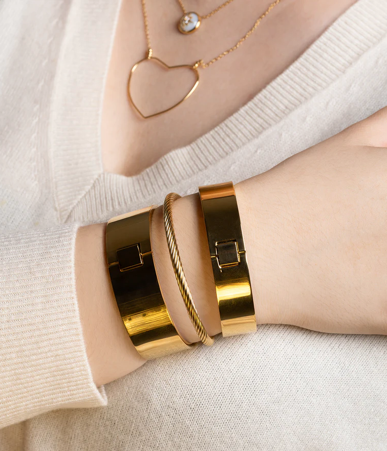 ZAG BIJOUX - Bracelet jonc MADELYNE acier doré