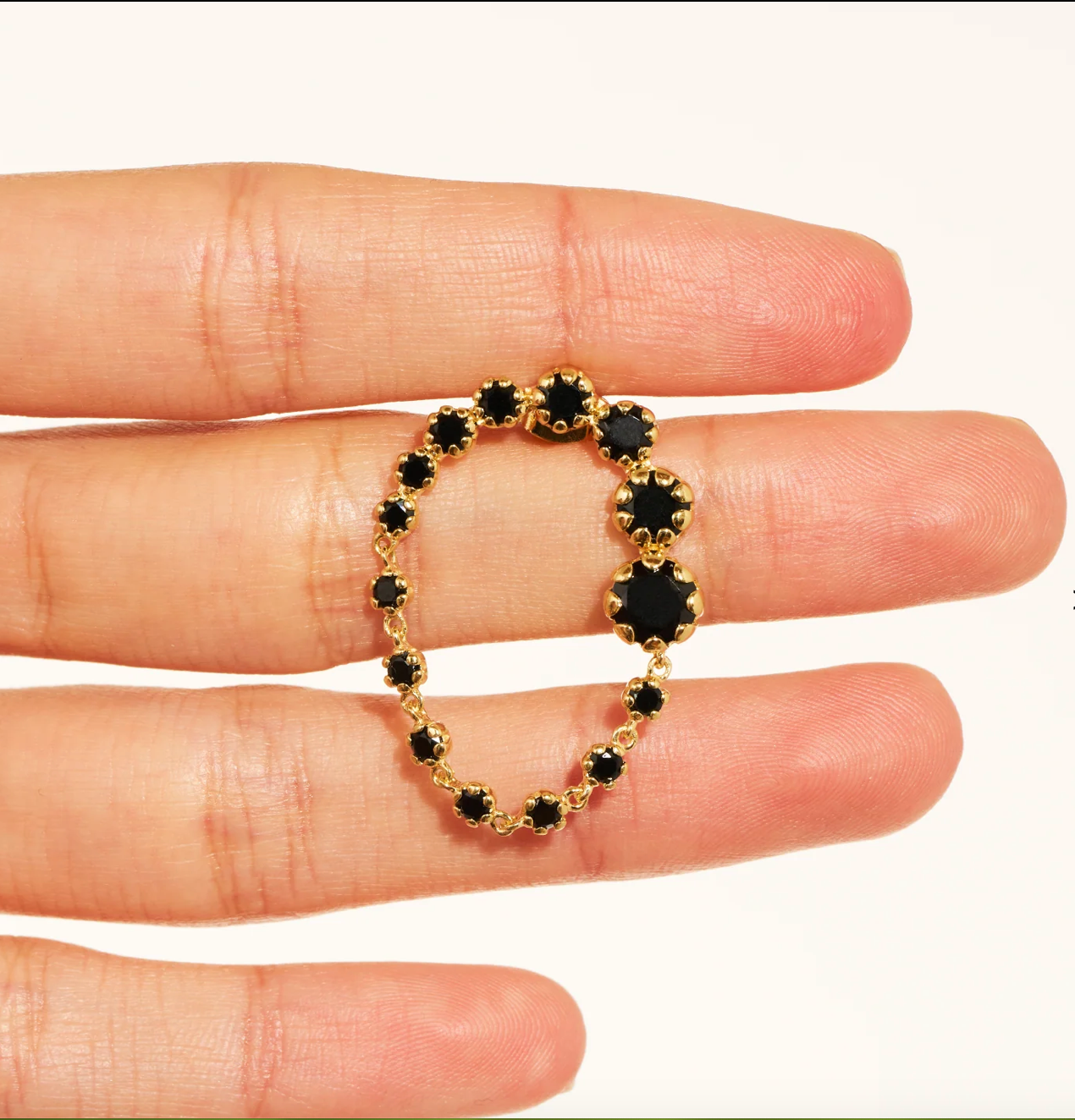 BE MAAD - Boucles d'oreilles RIVE D'OR - Zircons noirs
