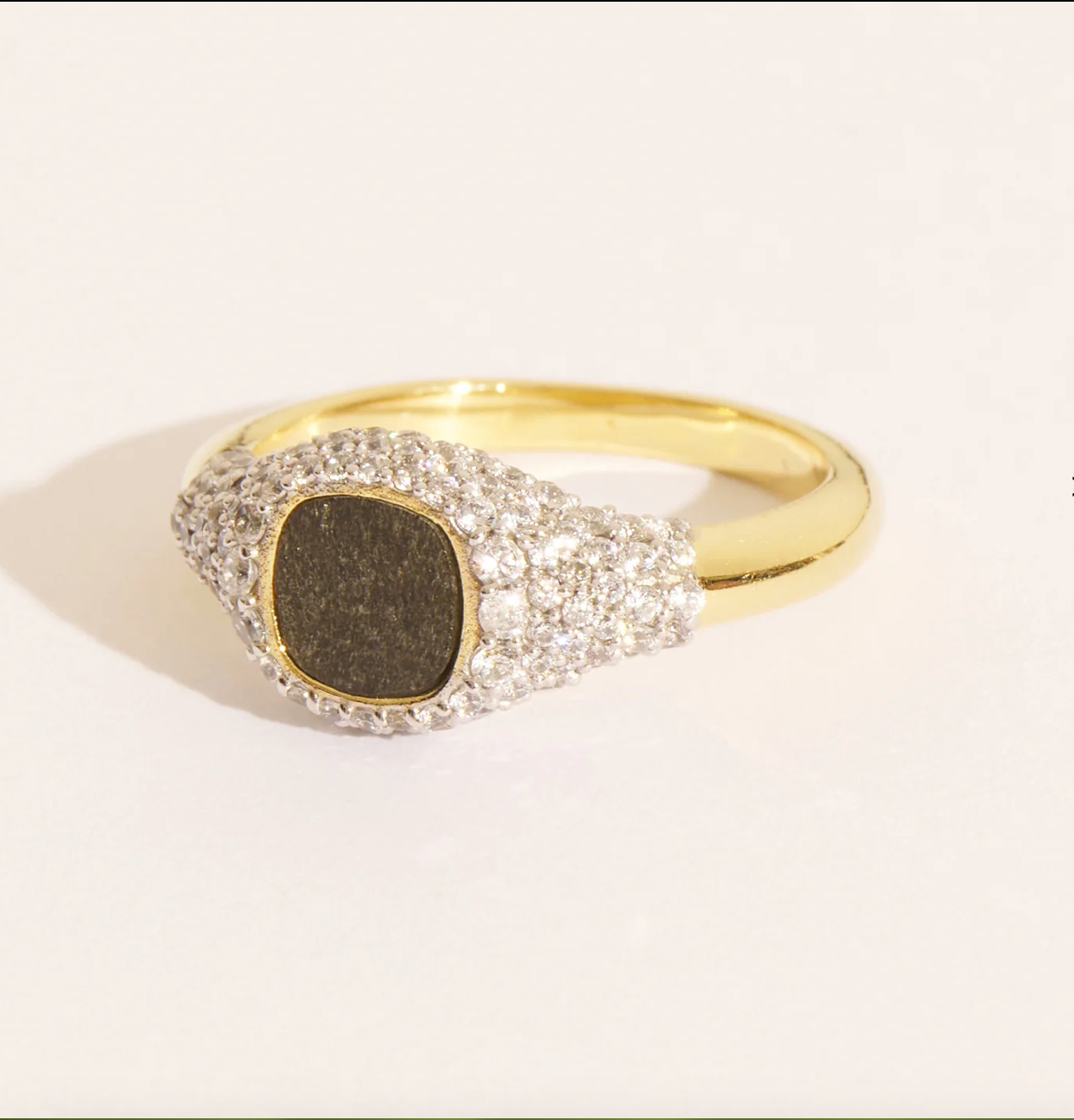 BE MAAD - Bague HOLI - Obsidienne dorée