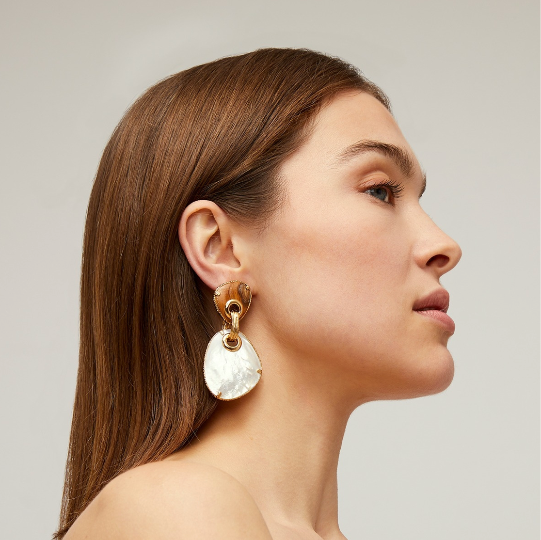 GAS BIJOUX - Boucles d'oreilles SILIA grand modèle dorées à l'or fin avec bois et nacre - Tiges droites