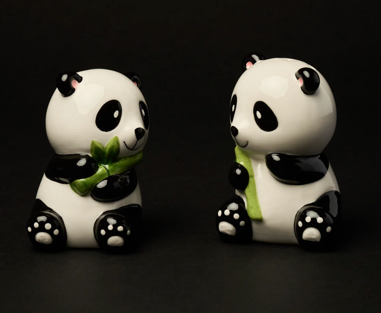 BLOGO - Salt & Pepper Panda