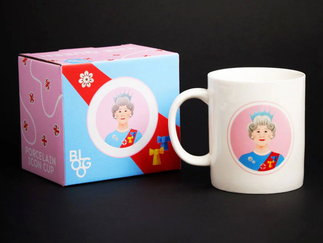 BLOGO - Mug The Queen