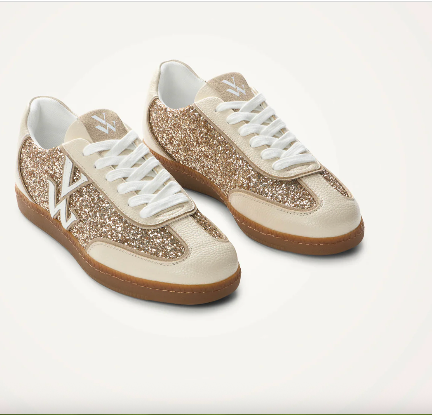 VANESSSA WU - Baskets monogramme SUZANNE OR ET BEIGE semelle rétro