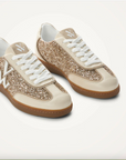 VANESSSA WU - Baskets monogramme SUZANNE OR ET BEIGE semelle rétro