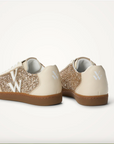 VANESSSA WU - Baskets monogramme SUZANNE OR ET BEIGE semelle rétro