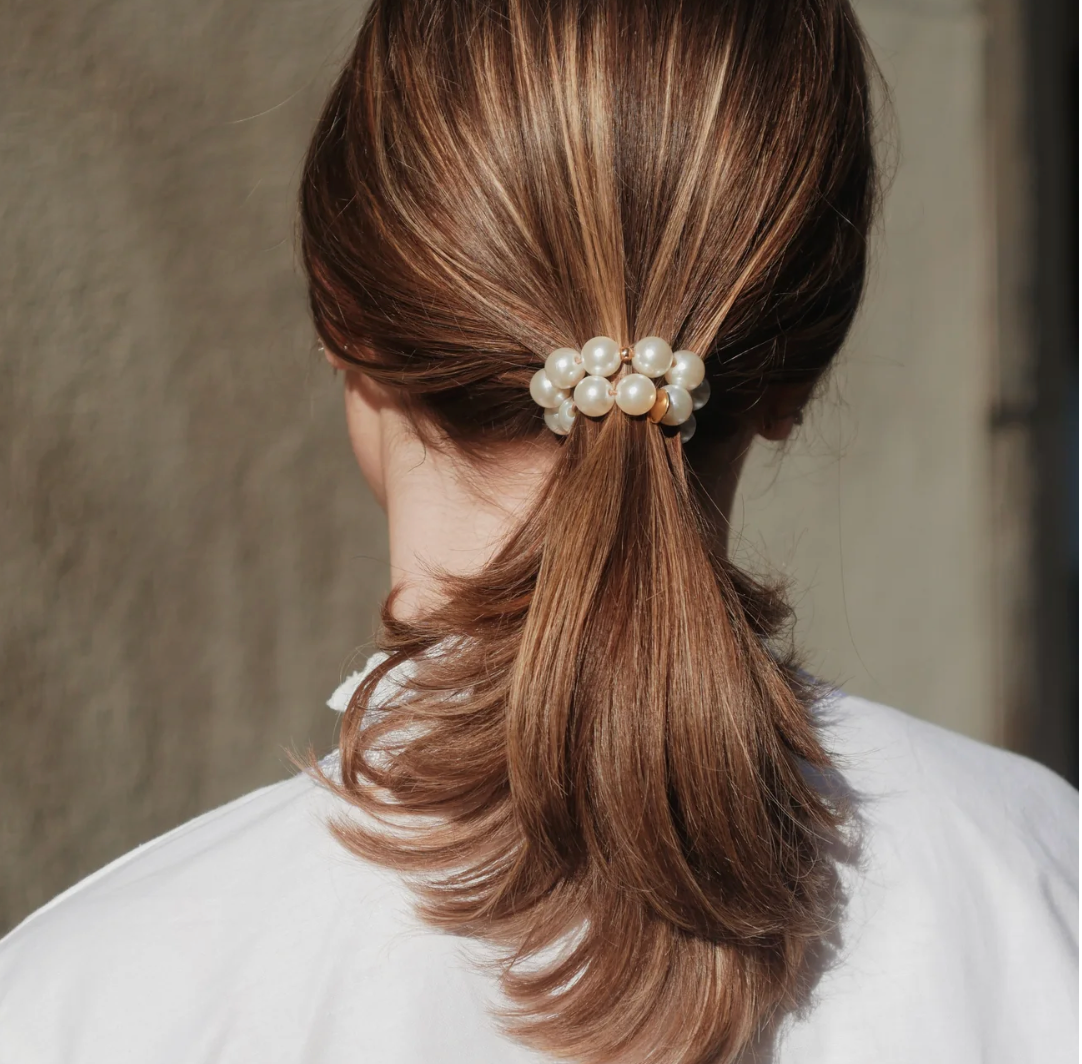 SCRUNCHIE IS BACK - BICHOU chouchou perles nacrées taille S - Bracelet ou collier a choisir