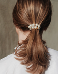 SCRUNCHIE IS BACK - BICHOU chouchou perles nacrées taille S - Bracelet ou collier a choisir