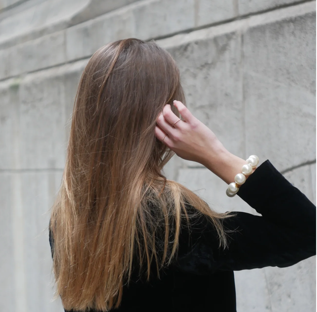 SCRUNCHIE IS BACK - BICHOU chouchou perles nacrées taille L - Bracelet