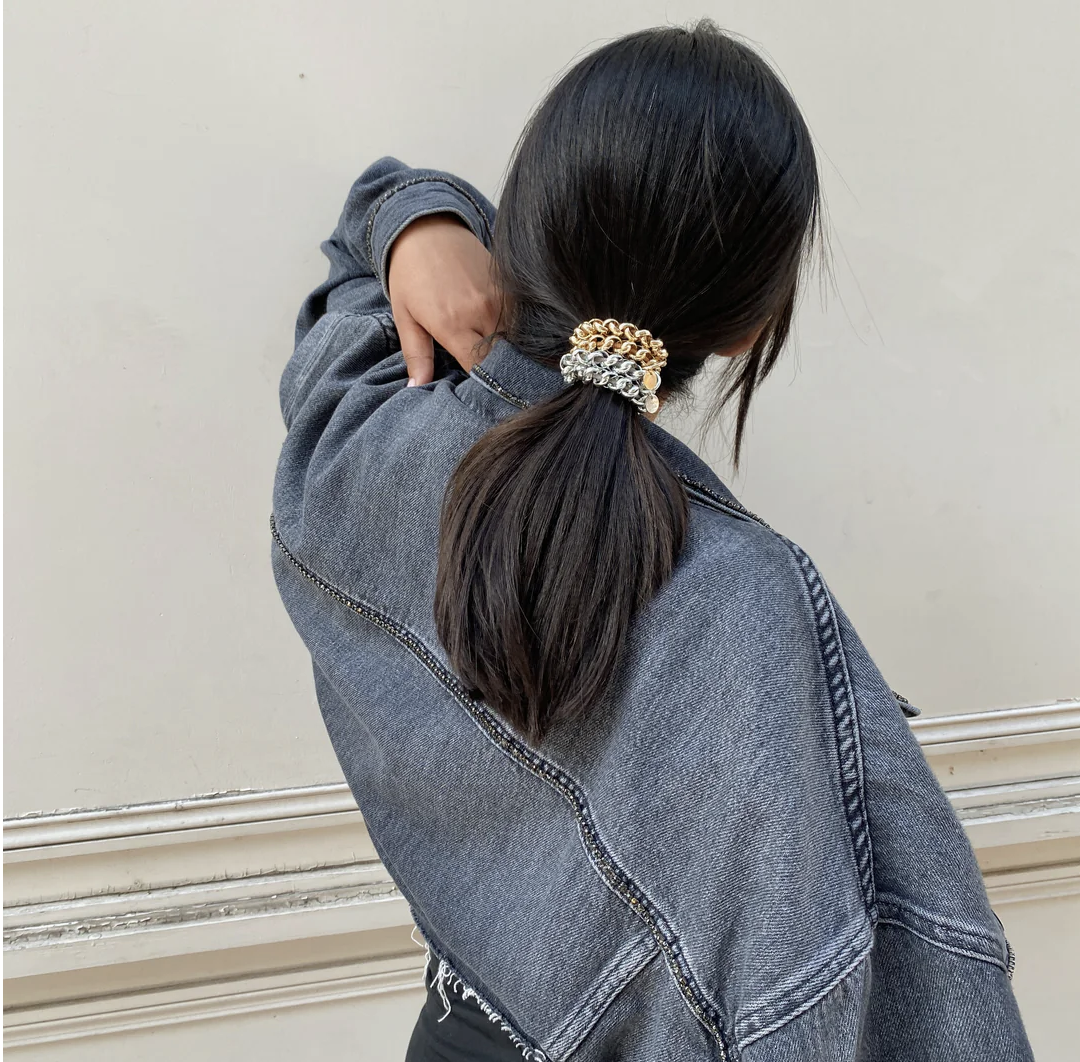 SCRUNCHIE IS BACK - Bichou Collier Doré - Élastique Cheveux et Bijou 3-en-1 Made in France