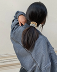 SCRUNCHIE IS BACK - Bichou Collier Doré - Élastique Cheveux et Bijou 3-en-1 Made in France
