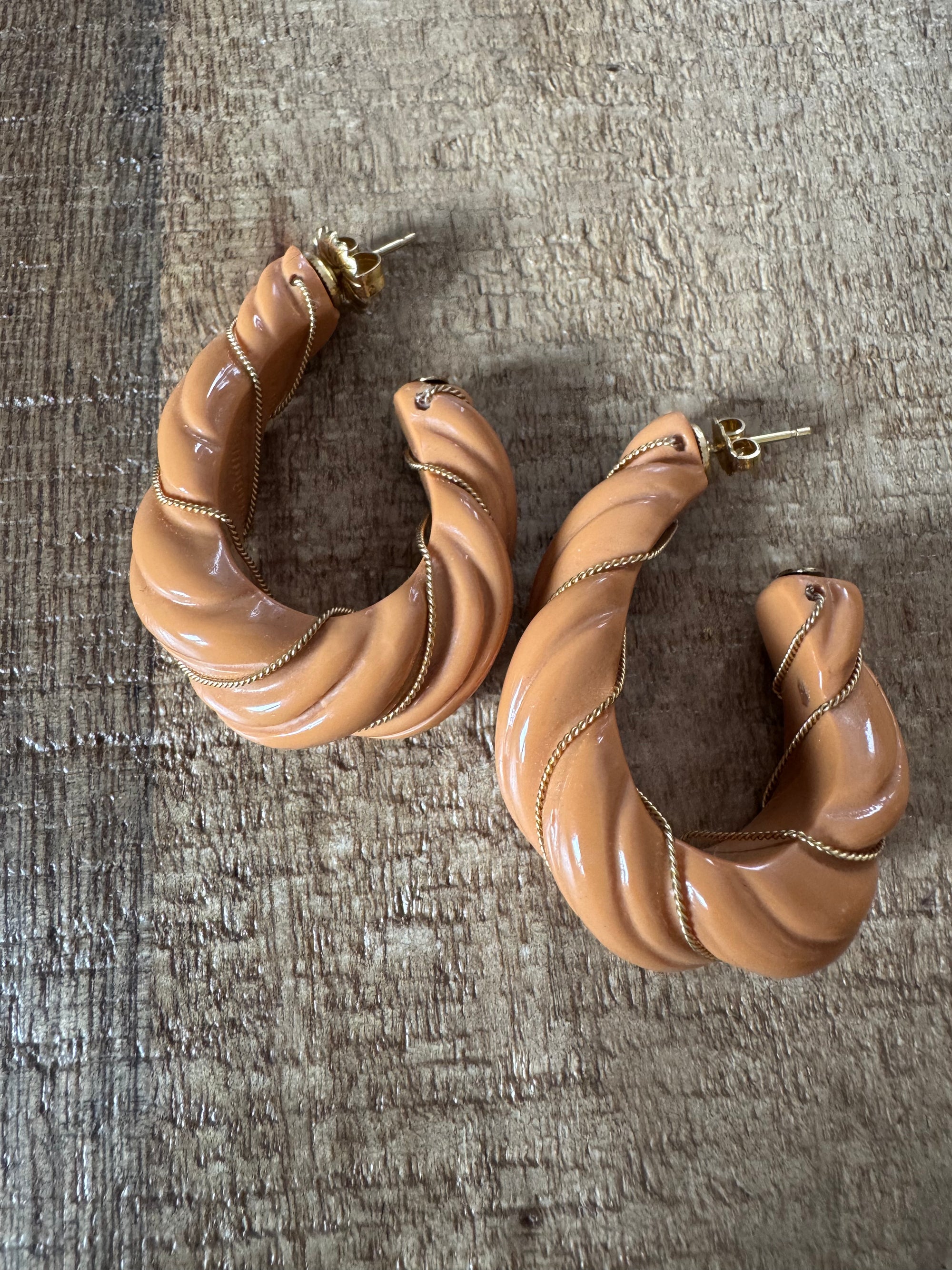 GAS BIJOUX - Boucles d'oreilles MELTE en acétate caramel PIECE UNIQUE