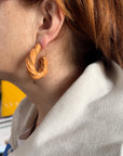 GAS BIJOUX - Boucles d'oreilles MELTE en acétate caramel PIECE UNIQUE