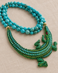 COLLECTION TOPAZE - COLLIER XXL TURQUOISE ET CROCODILE EN CRISTAUX VERTS
