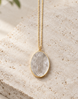 JORGINA - SAUTOIR DORÉE - MÉDAILLON TRANSPARENT VIERGE