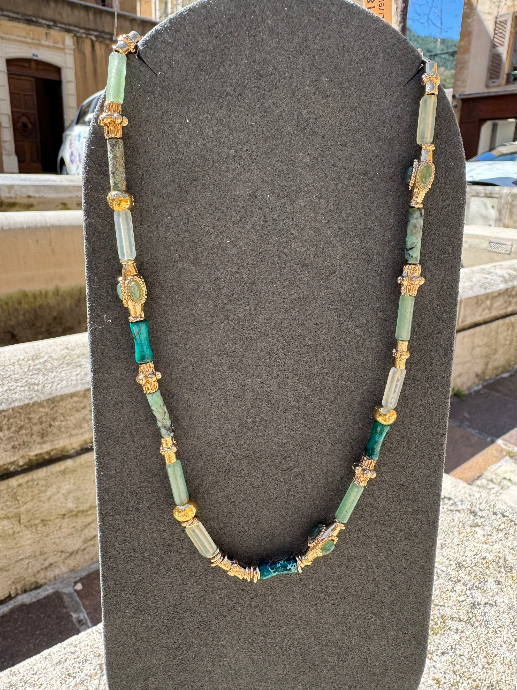 GAS BIJOUX - Collier KALI BIS doré à l'or fin - Tons de vert