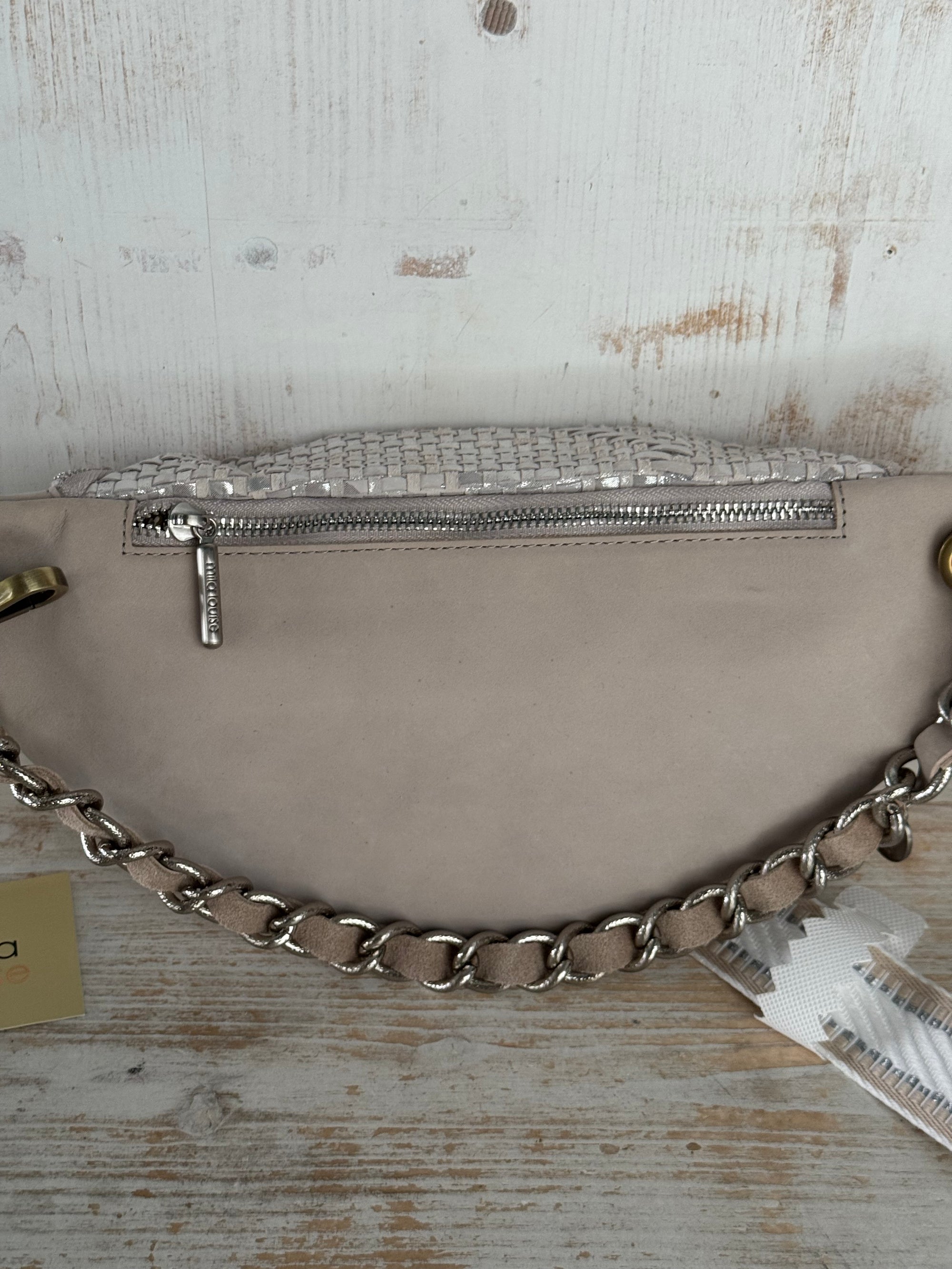 MILA LOUISE - Sac banane PETRA W - cuir tressé argenté