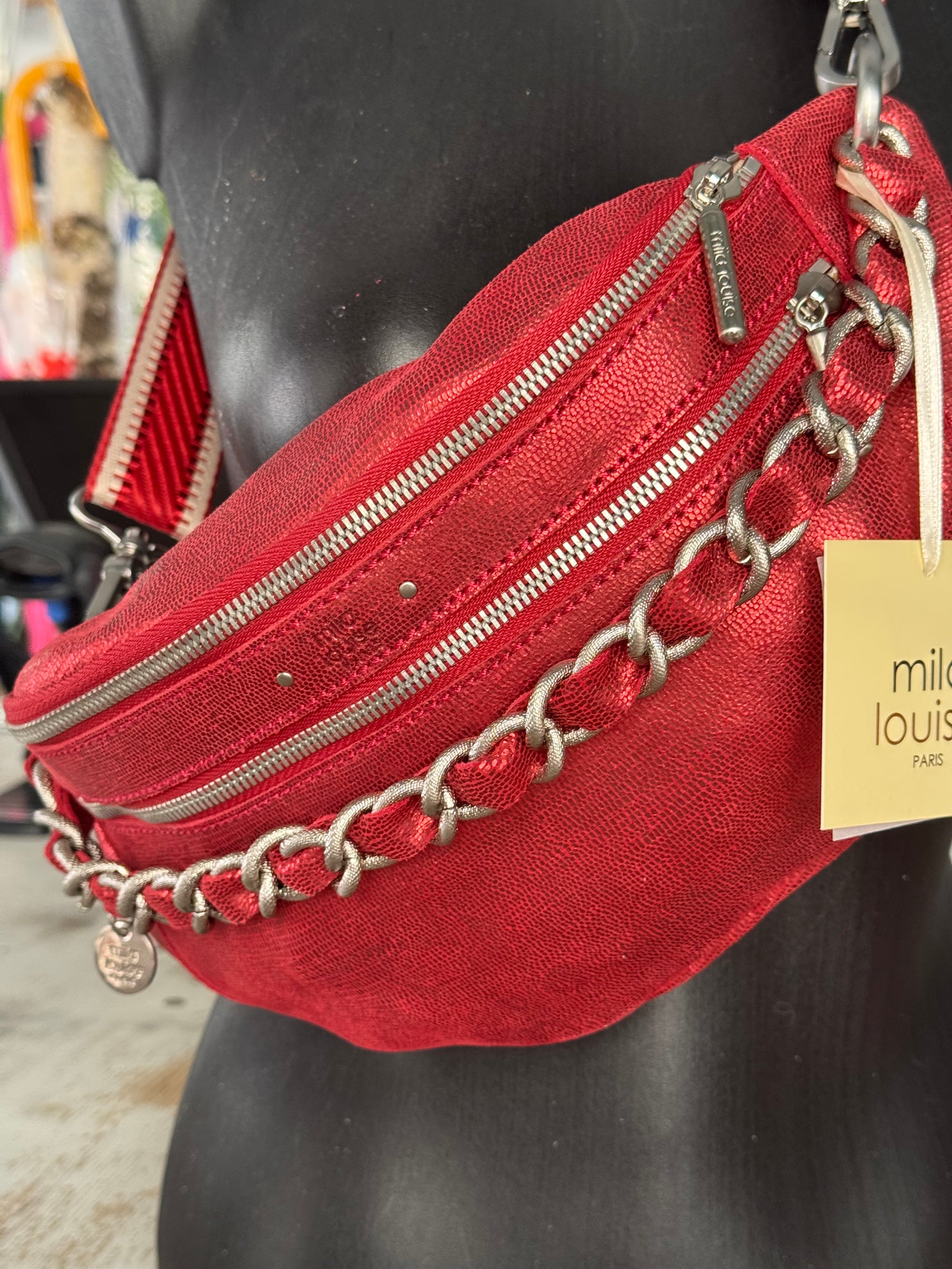 MILA LOUISE - Sac banane PETRA RX - Cuir irisé rouge