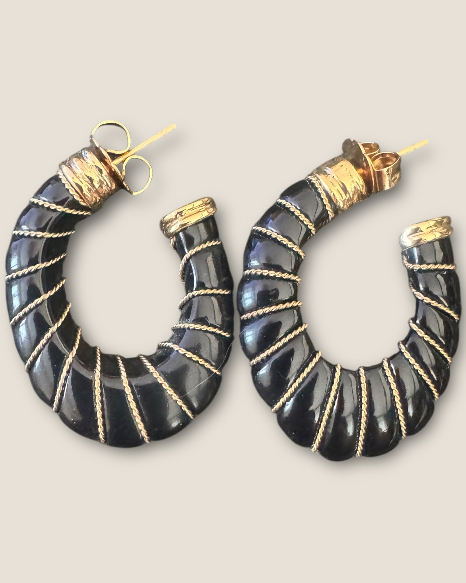 GAS BIJOUX - Boucles d’oreilles CYCLADE petit modèle dorées à l’or fin - Noir