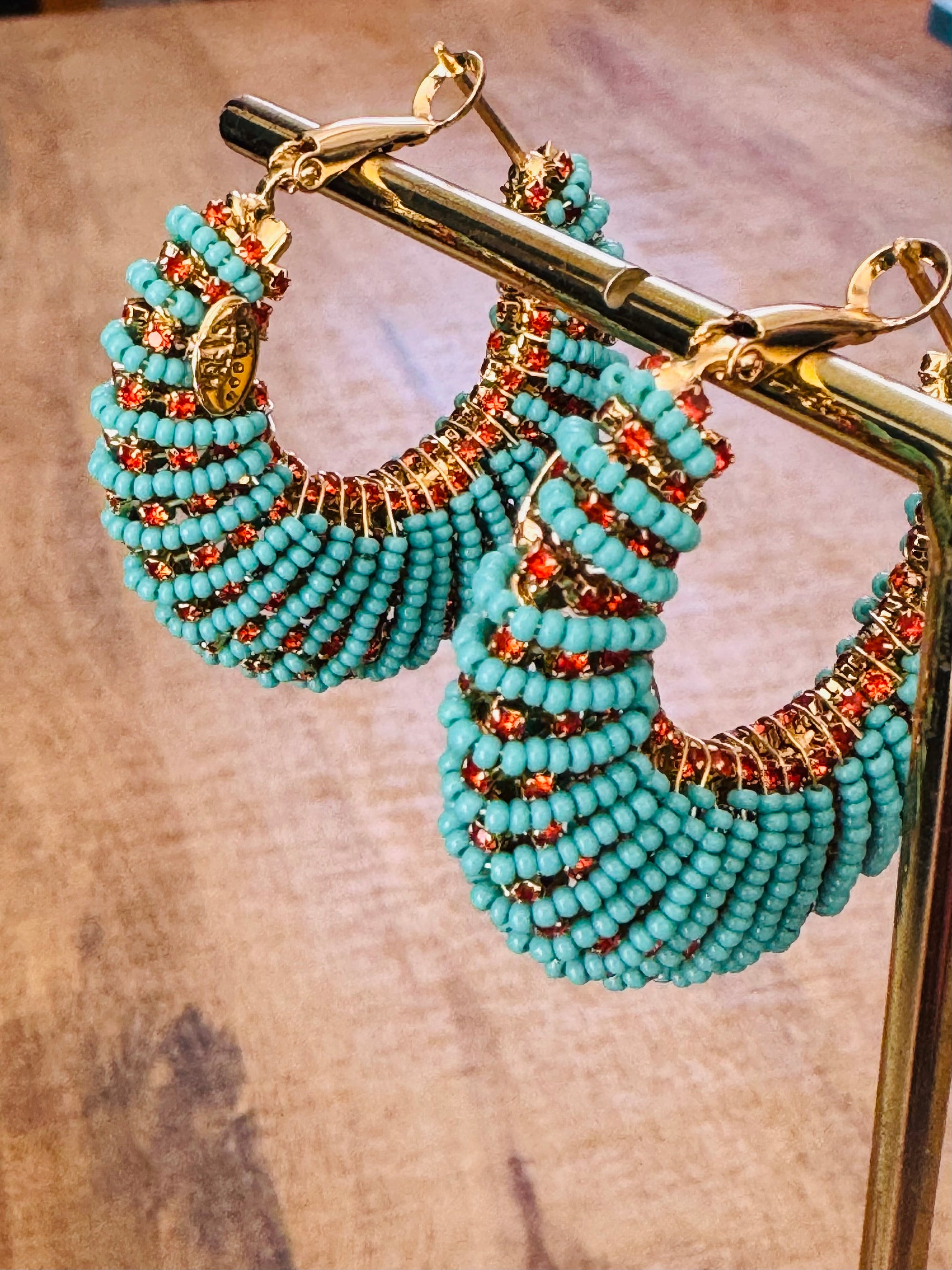 GAS BIJOUX - Boucles d'oreilles IZZIA grand modèle dorées à l'or fin - Turquoise et cristaux de Swarovski orange