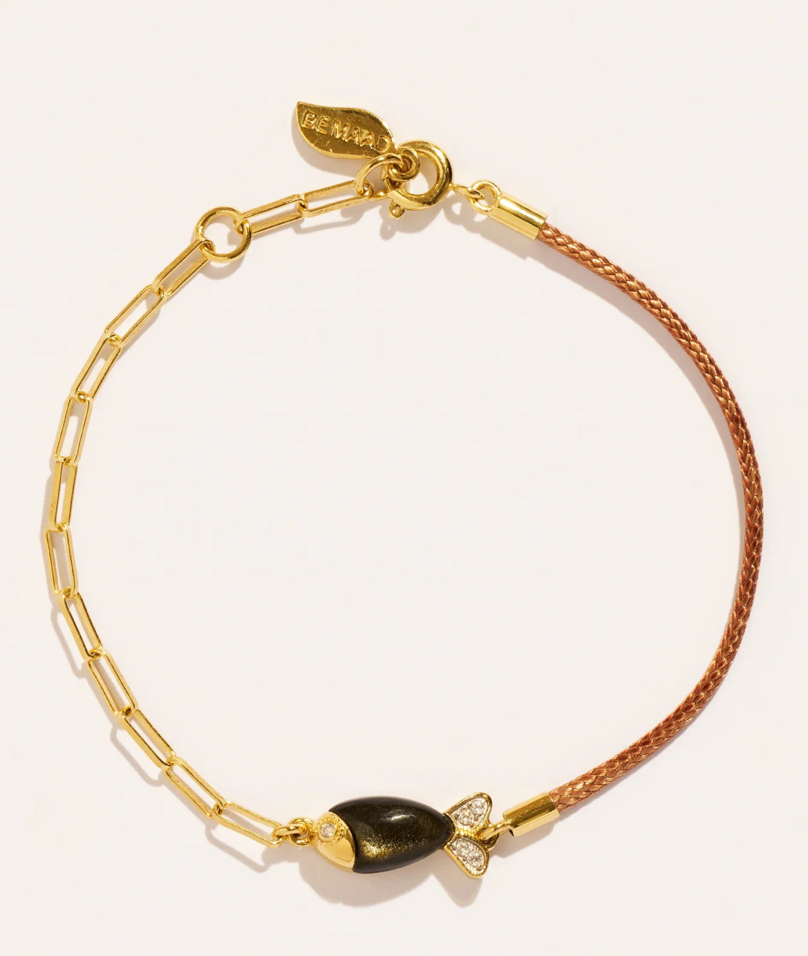 BE MAAD - Bracelet poisson beige/obsidienne dorée