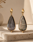 GAS BIJOUX - BOUCLES D'OREILLES SERTI GOUTTE MOYEN MODELE DORÉES - NACRE GRISE