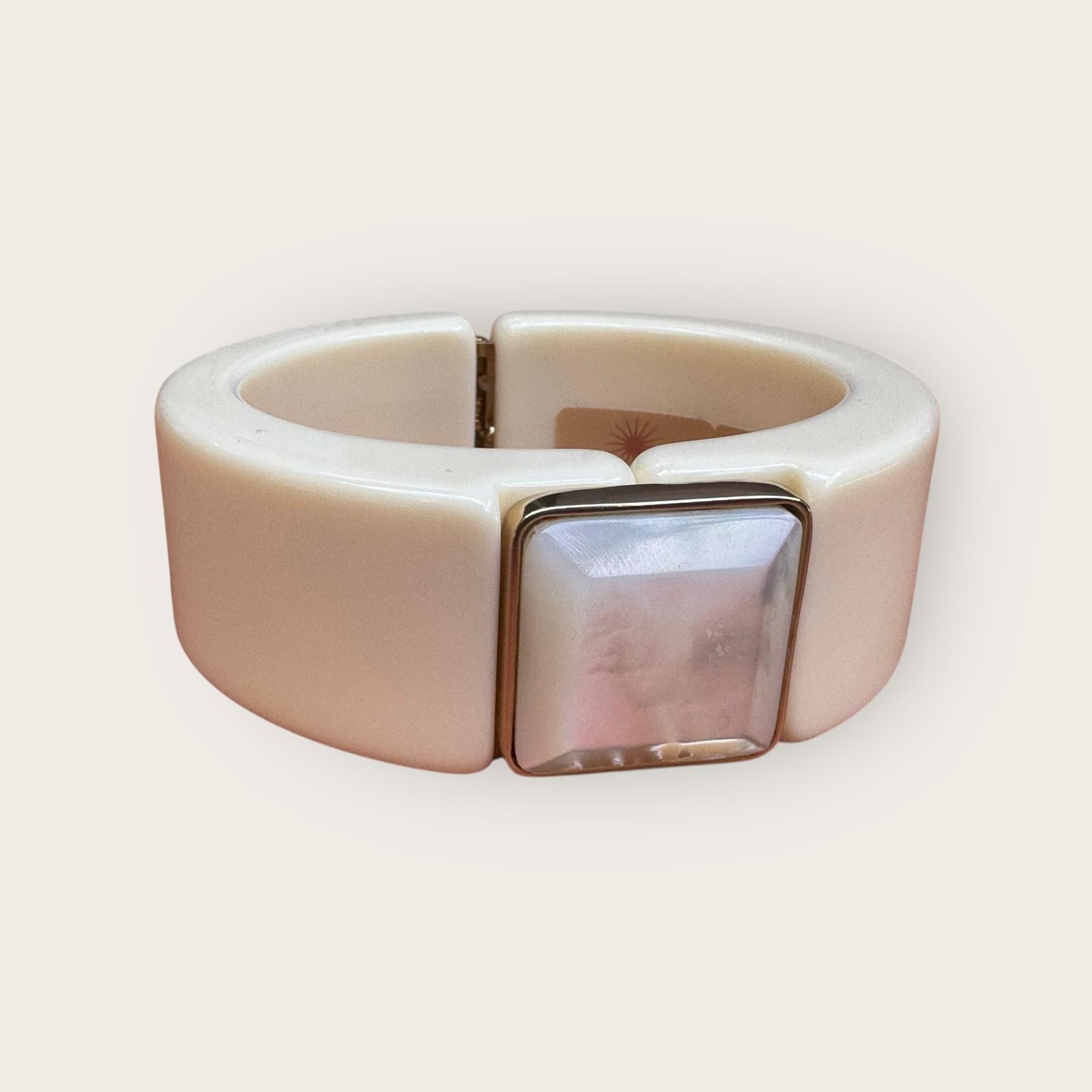 GAS BIJOUX - Bracelet Arty acétate beige - Nacre blanche