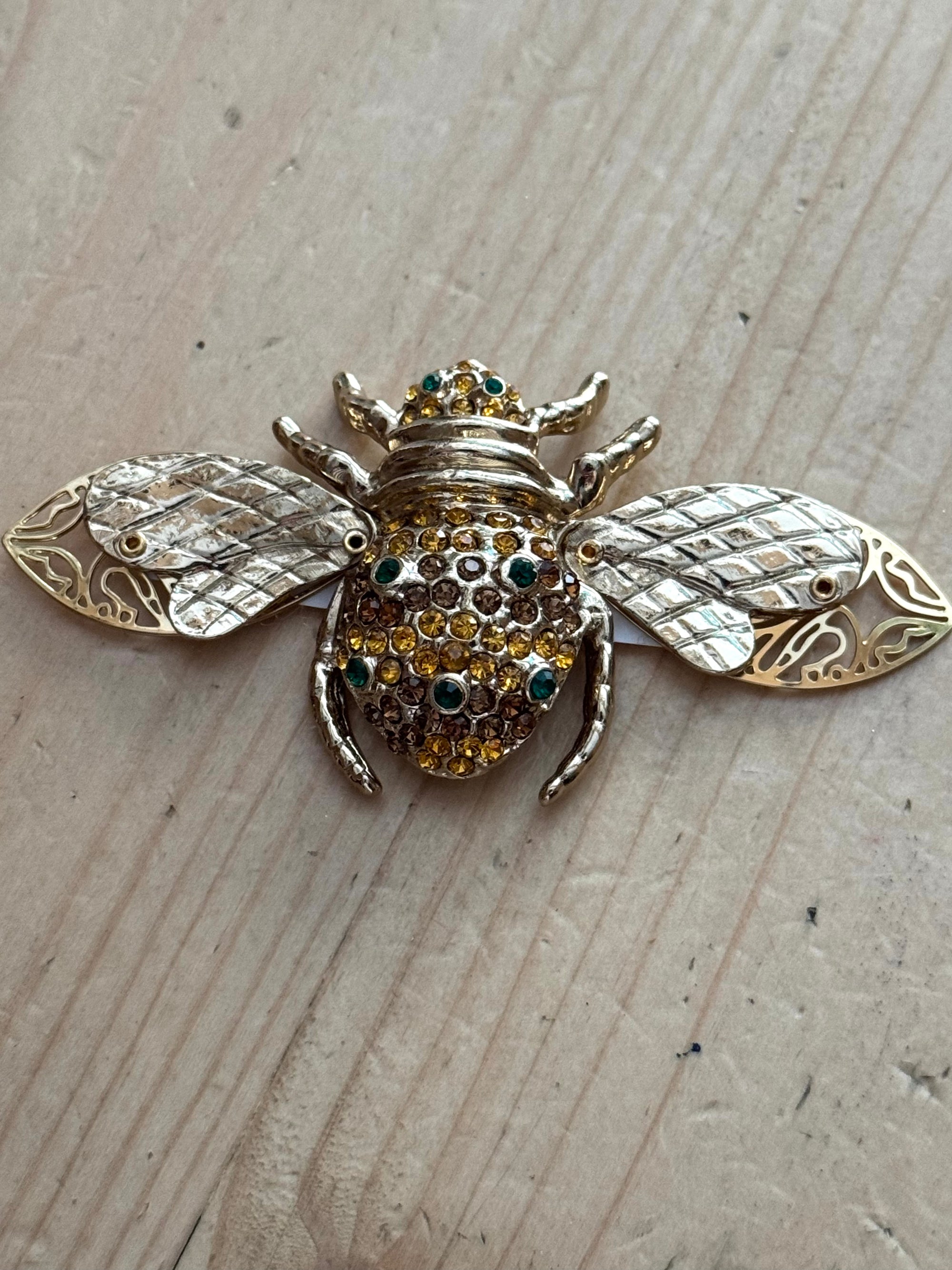 GAS BIJOUX - Broche pièce unique en forme de cigale