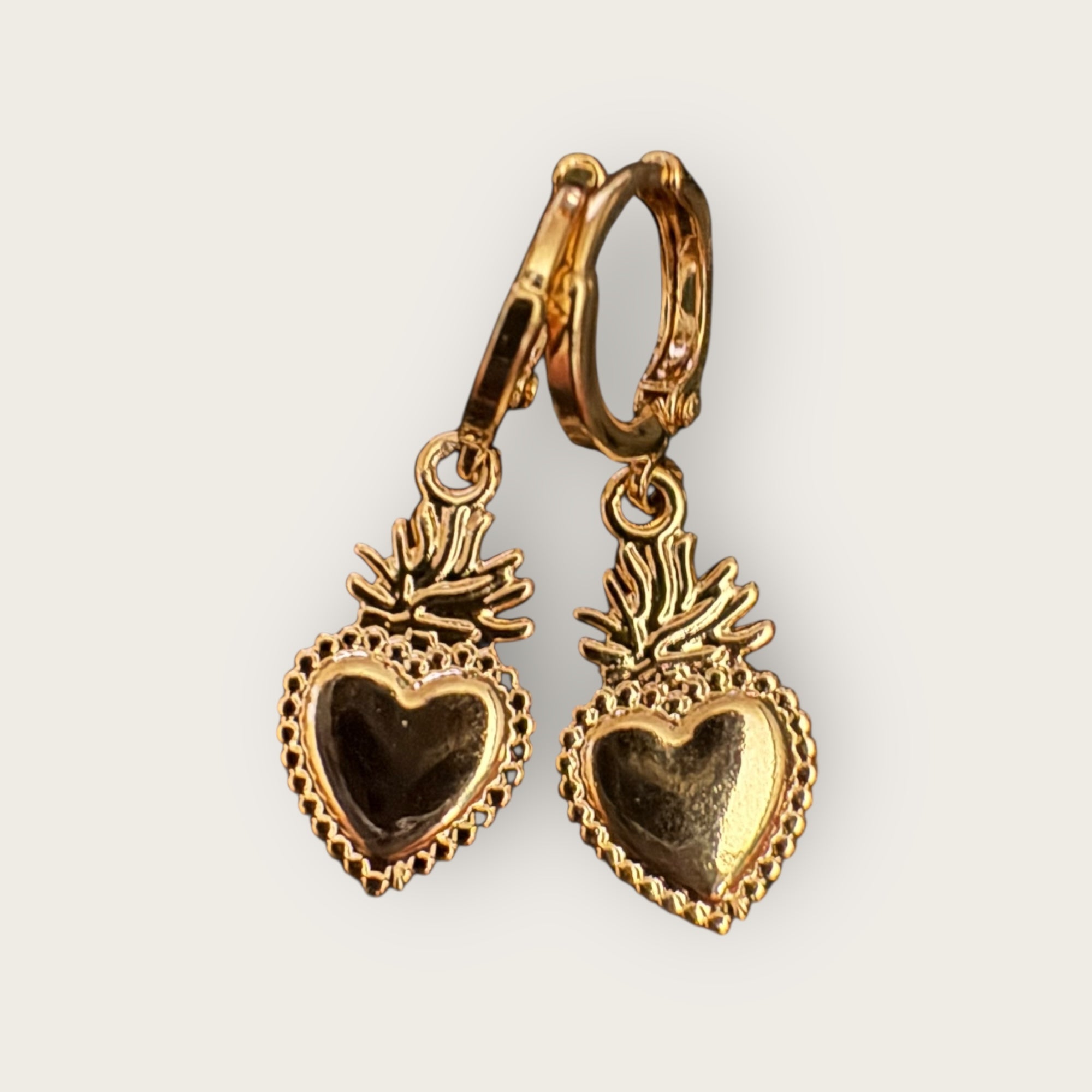 Mademoiselle OUPS - Boucles mini créoles ex voto CORPUS CRAZY - Dorées