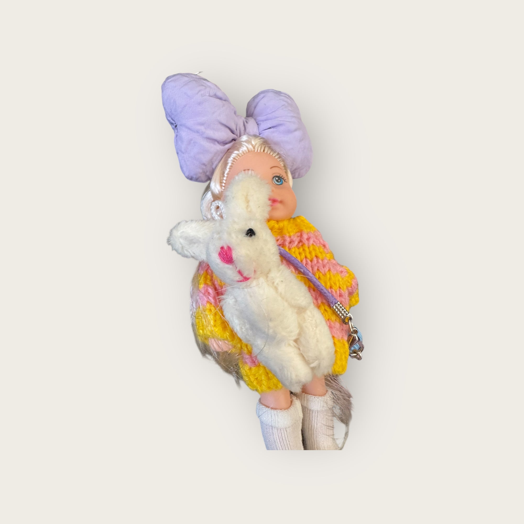 SHOUIA - La poupée au lapin