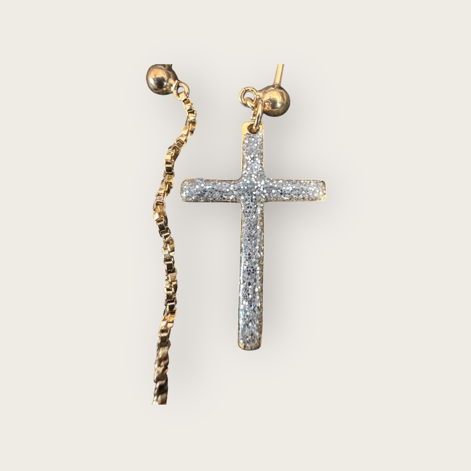Mademoiselle OUPS - Boucles CORPUS CRAZY simple croix émaillée - ARGENTÉES