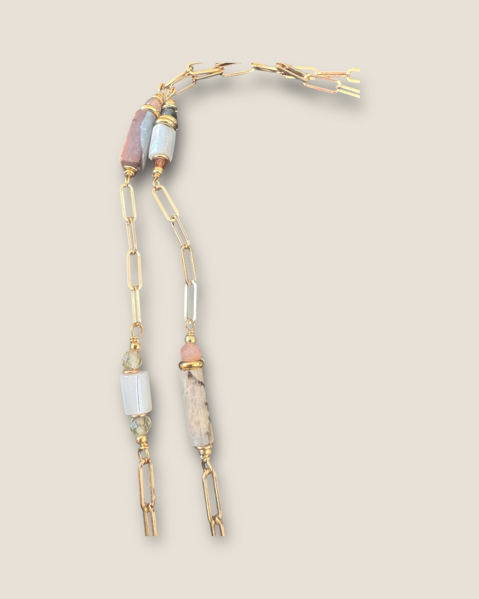 GAS BIJOUX - Collier SCAPULAIRE KALI doré à l’or fin - Calcite et Howlite