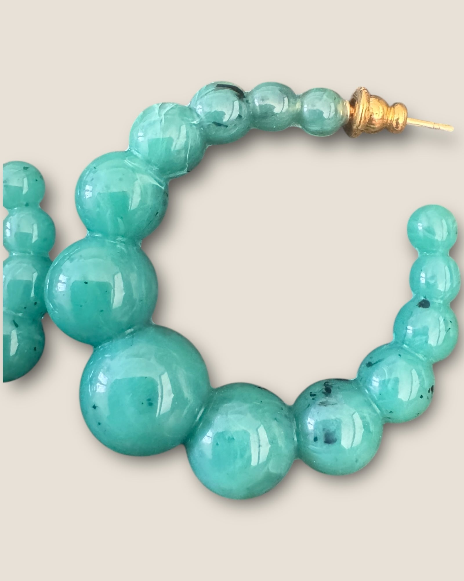GAS BIJOUX - Boucles d'oreilles créoles Andy petit modèle acétate dorées - Vert