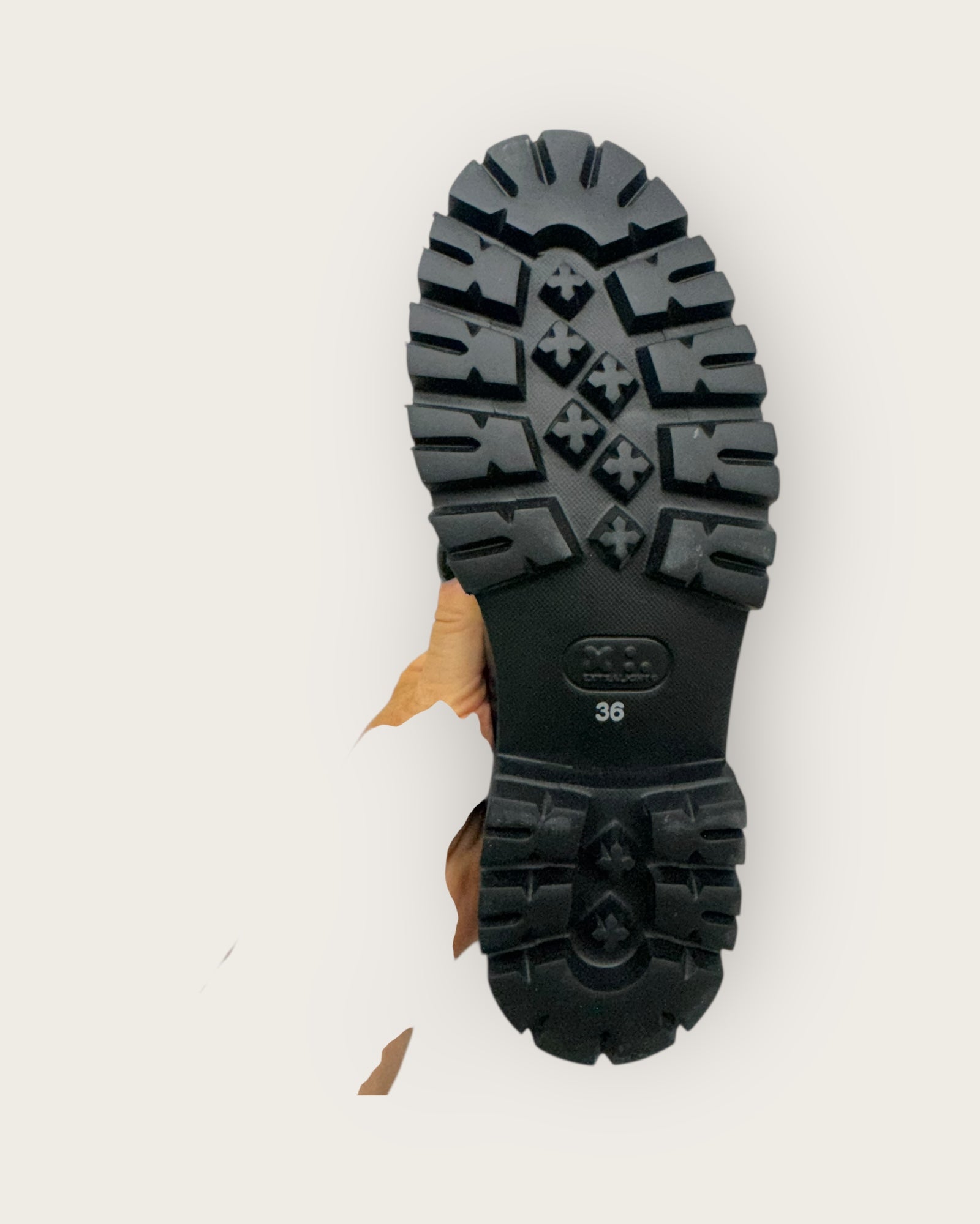 MAT 20 - Mocassins cuir vernis bleu marine