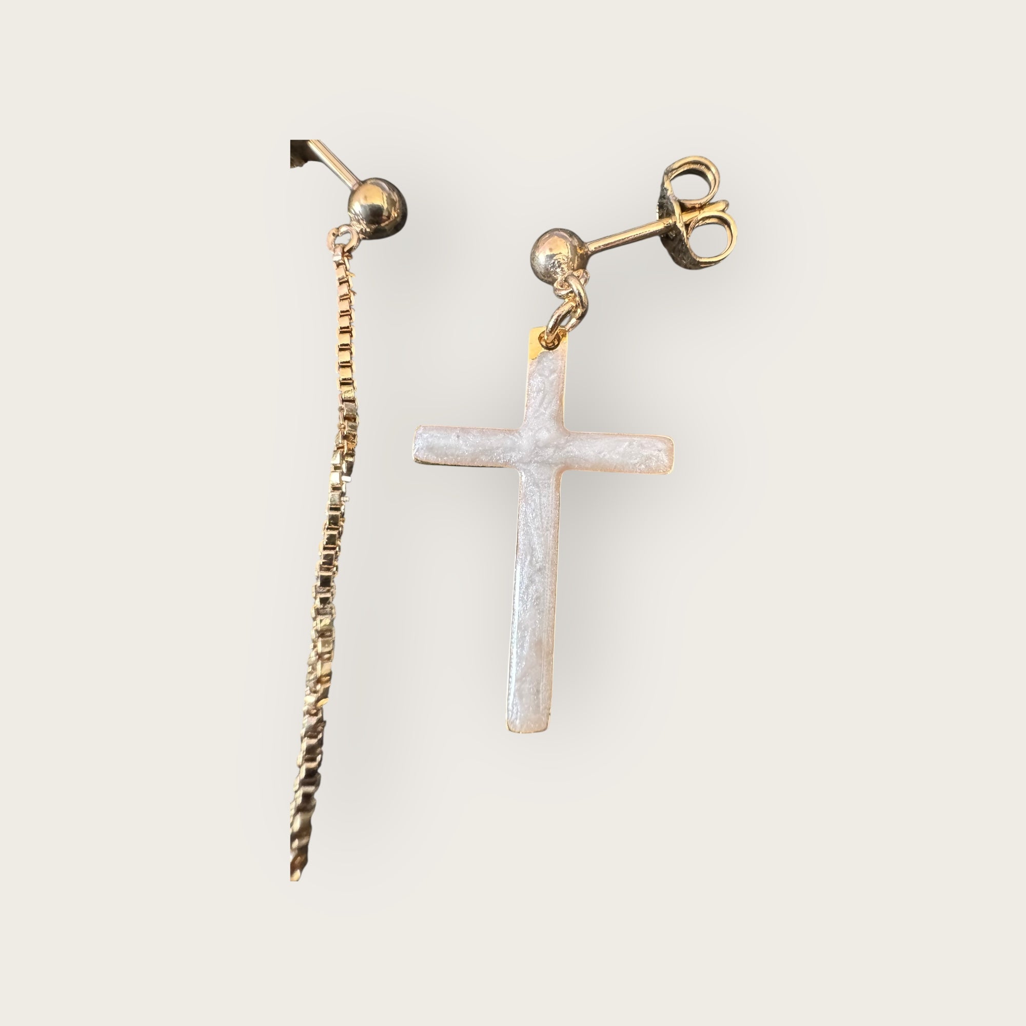 Mademoiselle OUPS - Boucles CORPUS CRAZY simple croix émaillées - BLANCHES