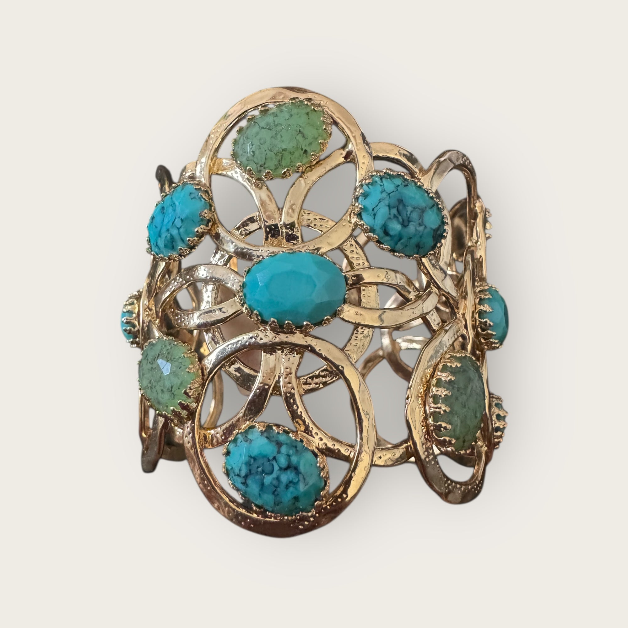 GAS BIJOUX - Manchette OLYMPIE dorée à l'or fin - Cabochons turquoise africaine, turquoise et Amazonite