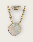 GAS BIJOUX - Collier SCAPULAIRE serti doré à l'or fin - Jaspe et labrodorite avec de la poudre d'or