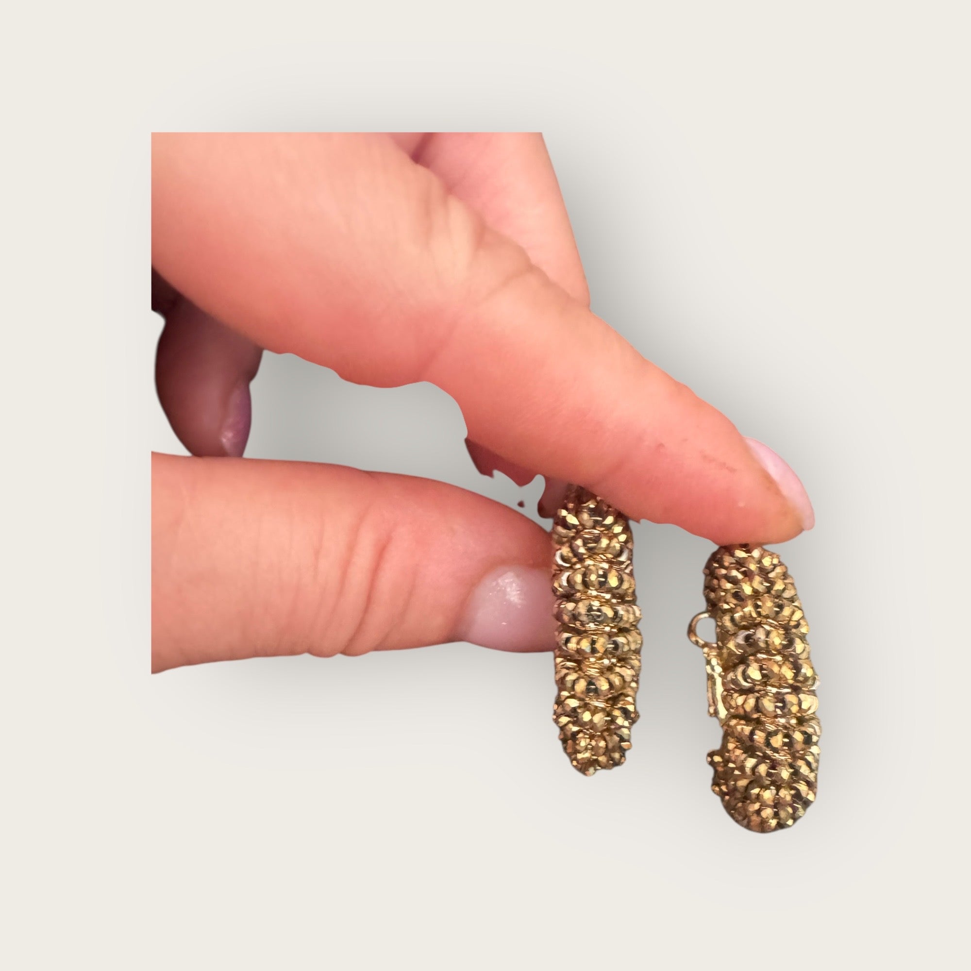GAS BIJOUX - Boucles d’oreilles IZZIA petit modèle dorées à l’or fin - Gold