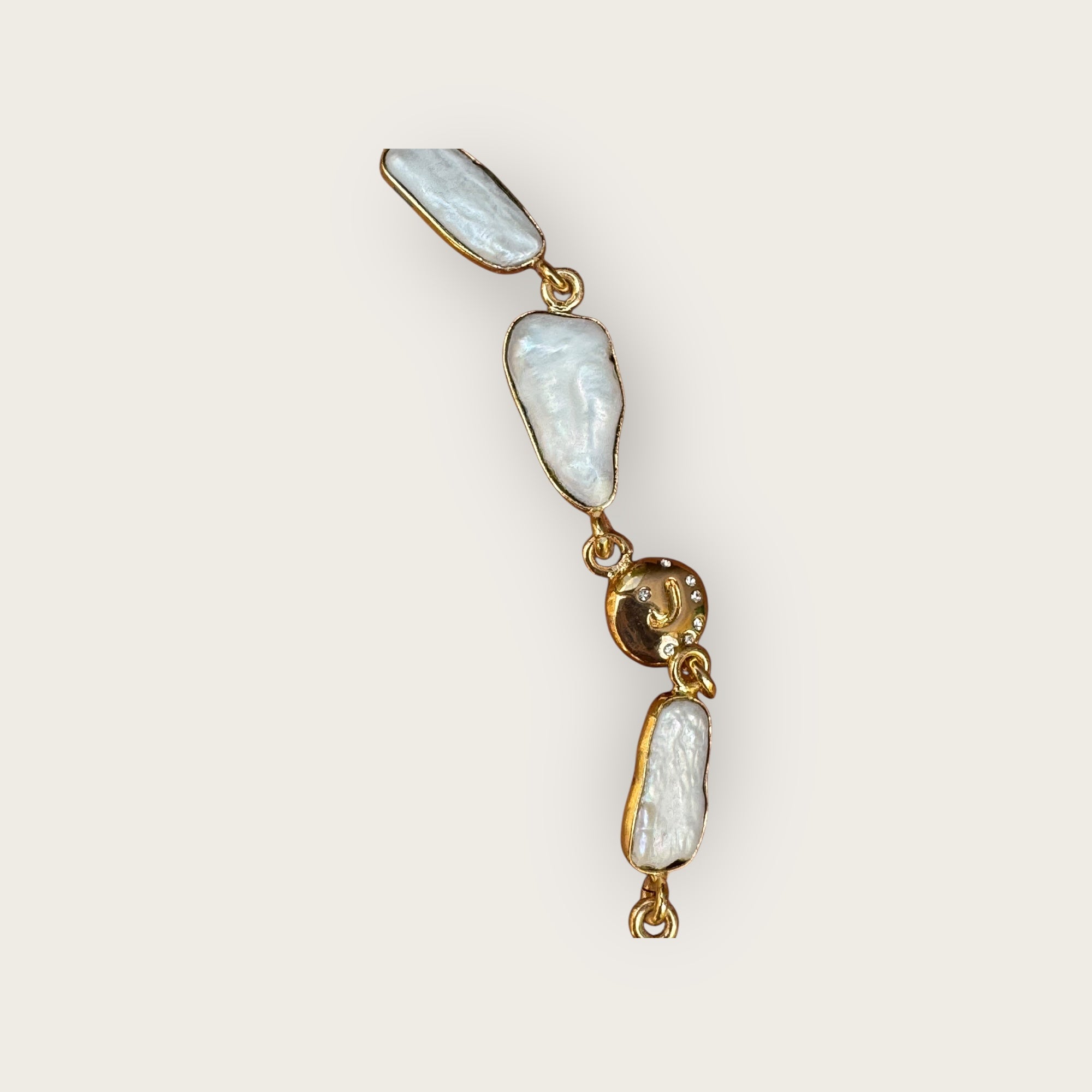 GAS BIJOUX - Collier CAYO doré à l'or fin et nacre blanche