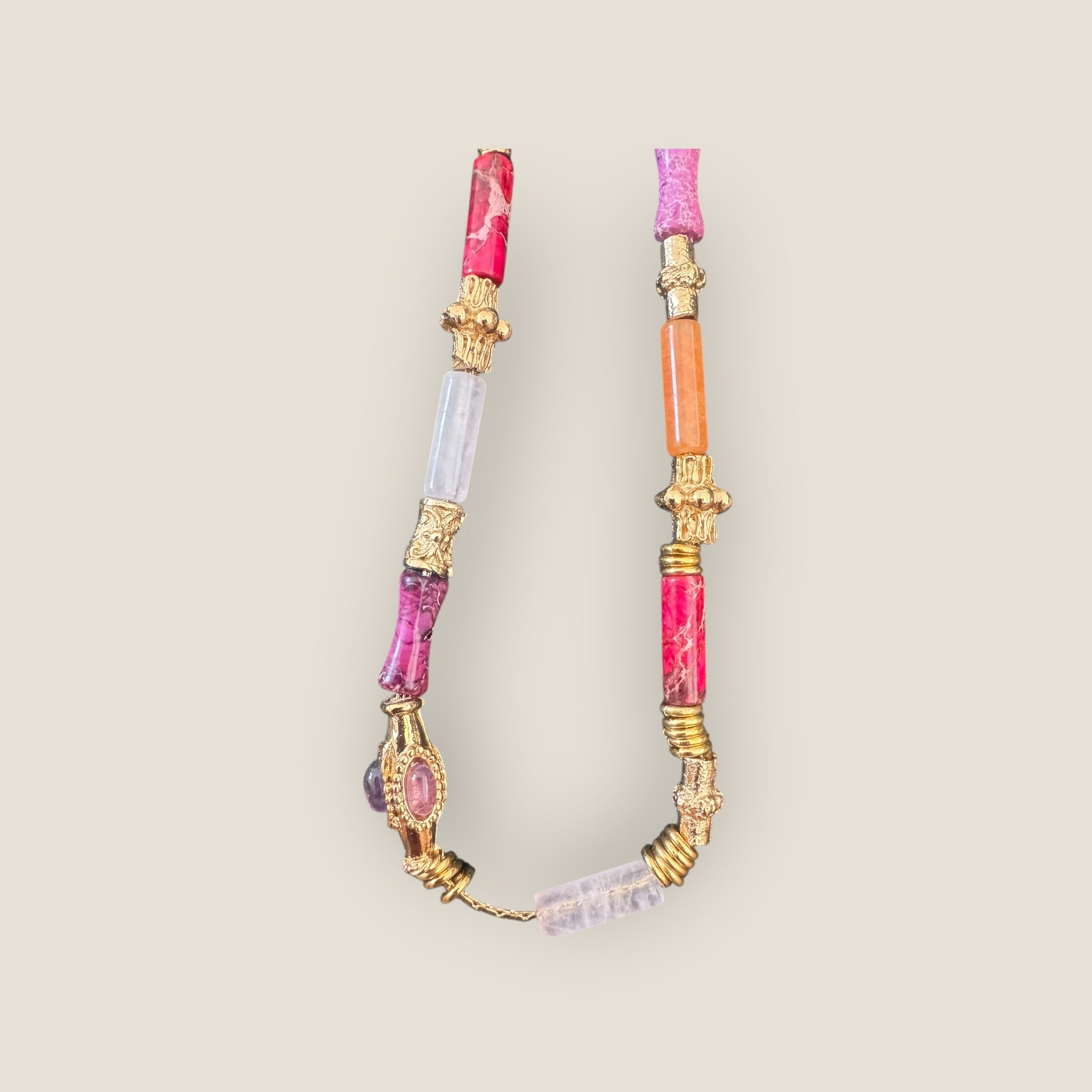 GAS BIJOUX - Collier KALI BIS doré à l’or fin - Jaspe rouge et quartz rose