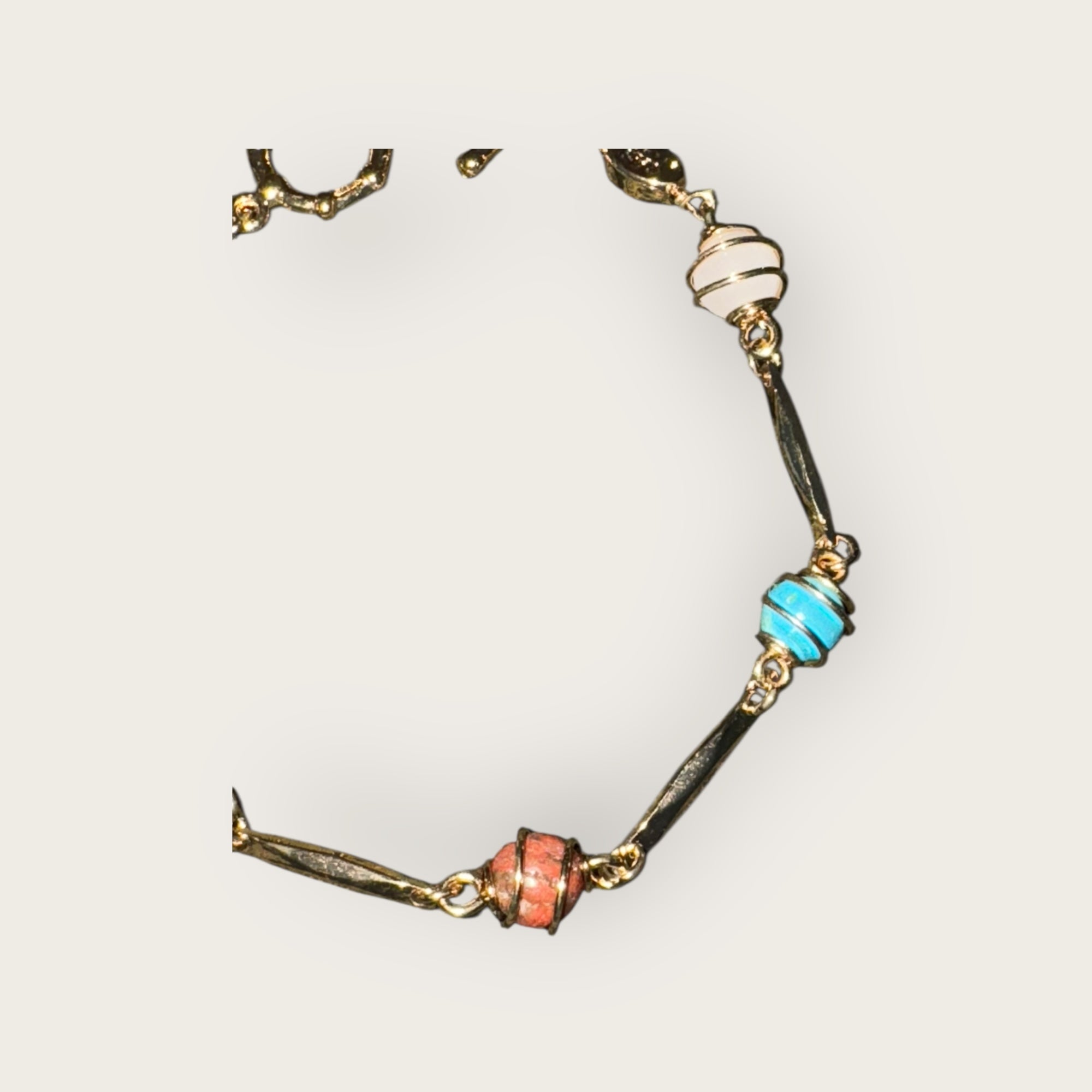 GAS BIJOUX - Bracelet PERLA serti doré à l'or fin - Turquoise, quartz marron et blanc