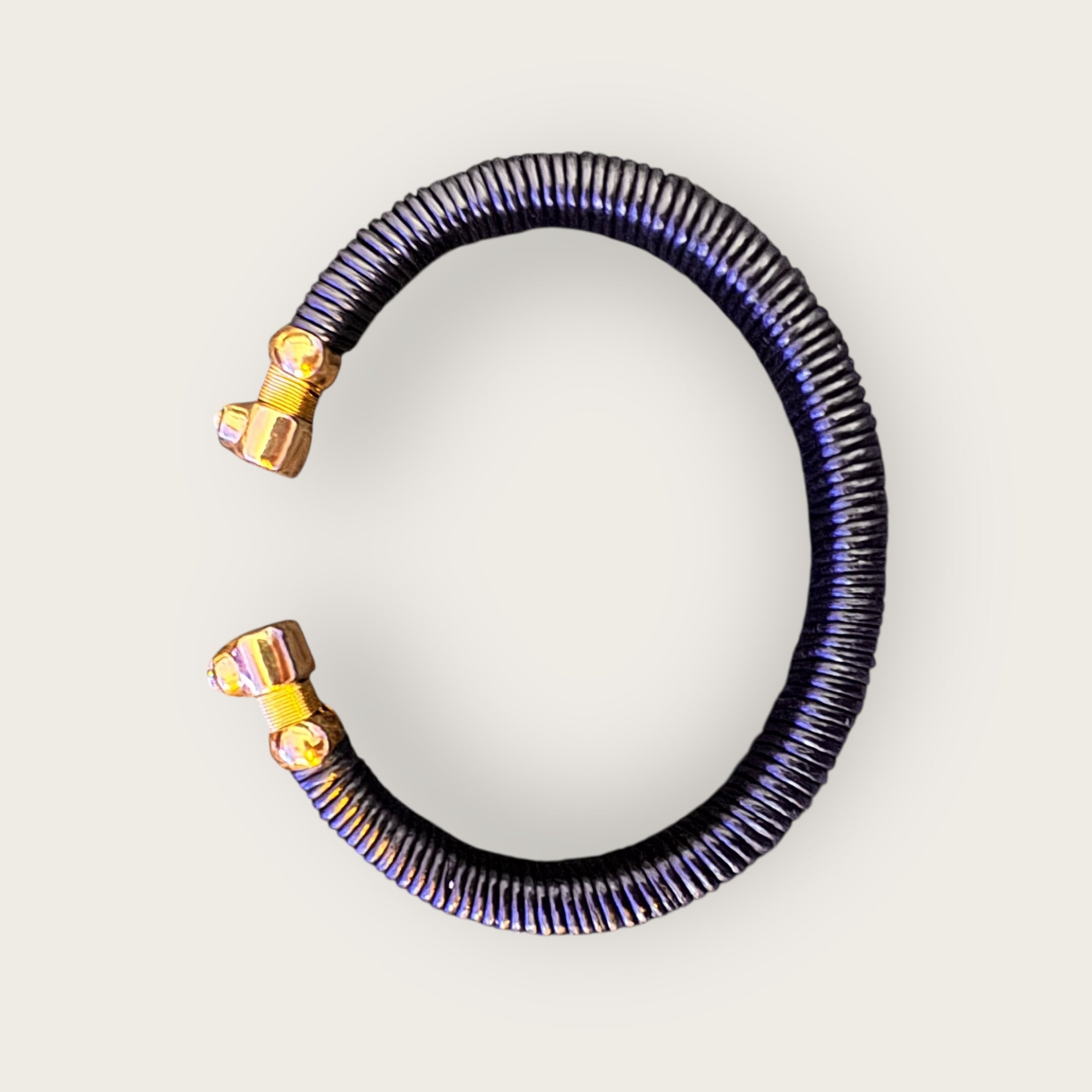 GAS BIJOUX - Bracelet SARINA cuir noir strass. doré à l'or fin