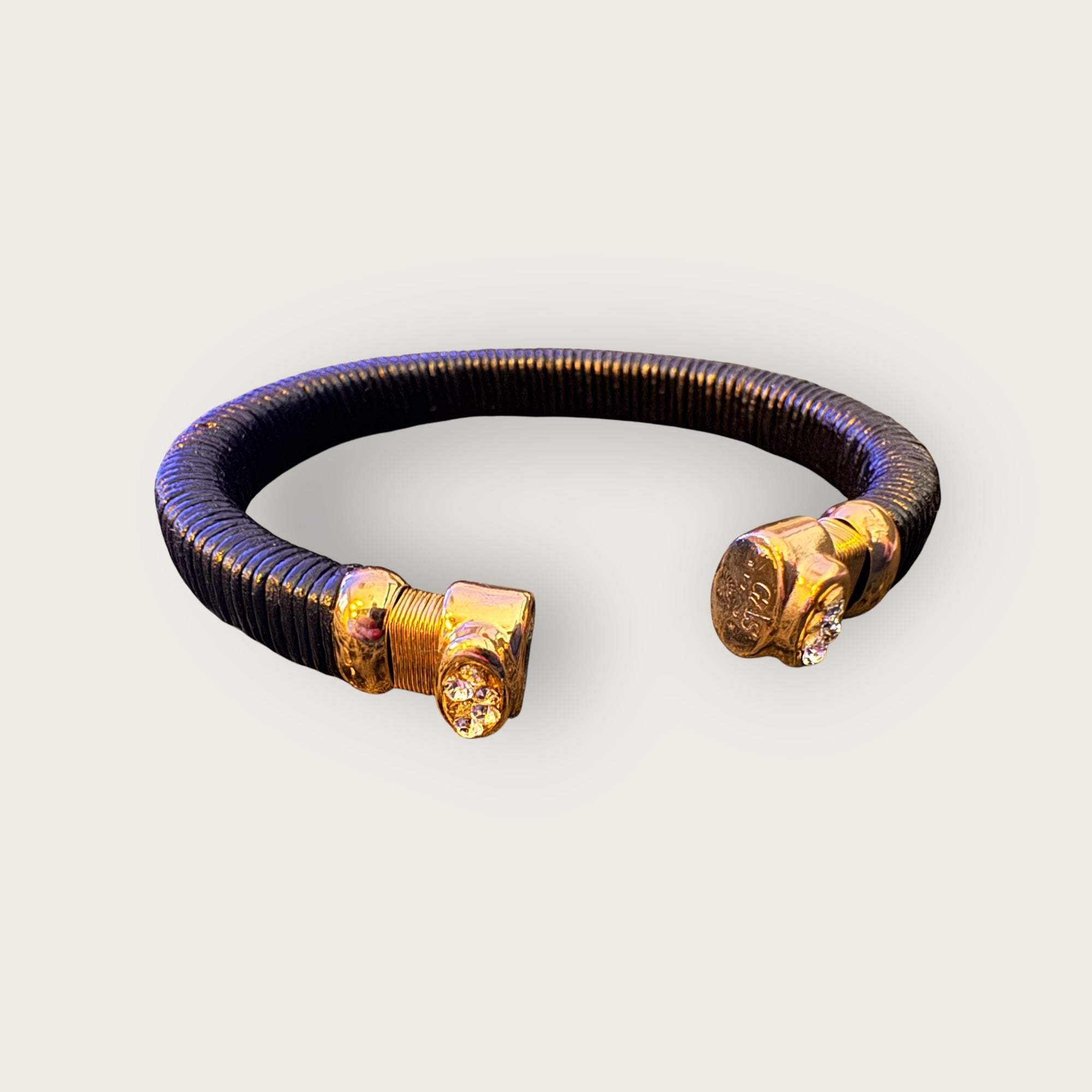 GAS BIJOUX - Bracelet SARINA cuir noir strass. doré à l'or fin