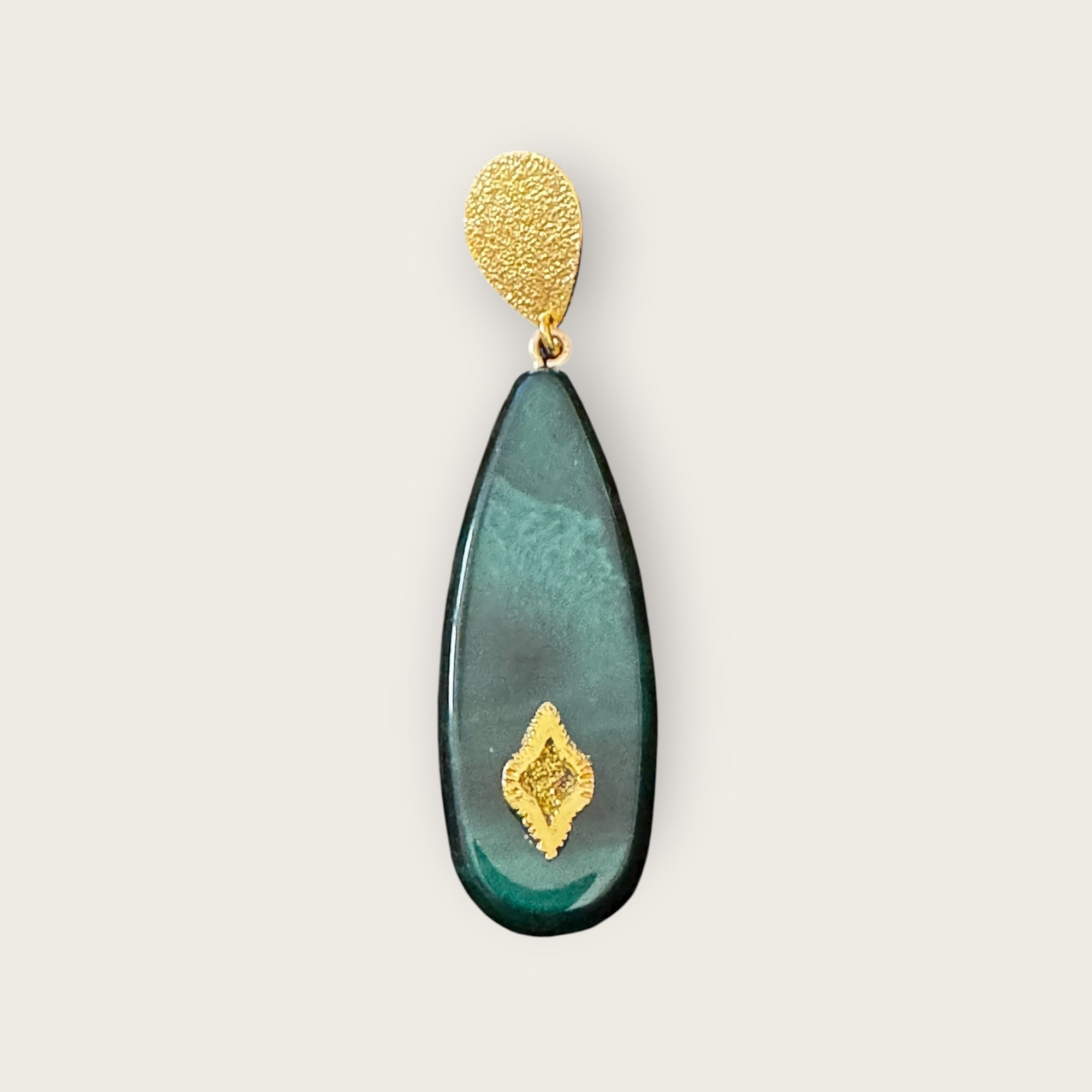JORGINA - Boucles d'oreilles résine vert émeraude