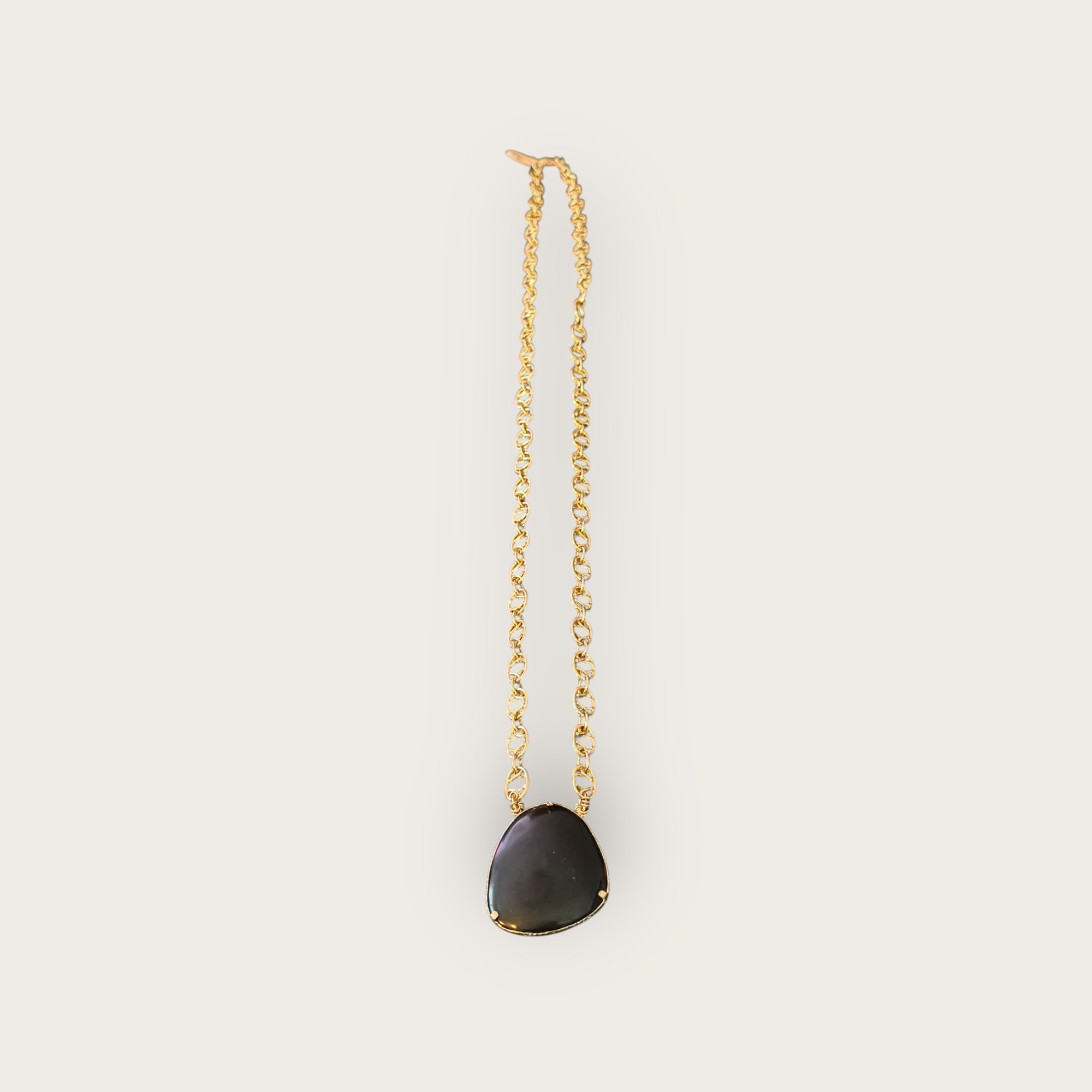 GAS BIJOUX - Sautoir maille dorée à l'or fin - Grande pierre obsidienne noire