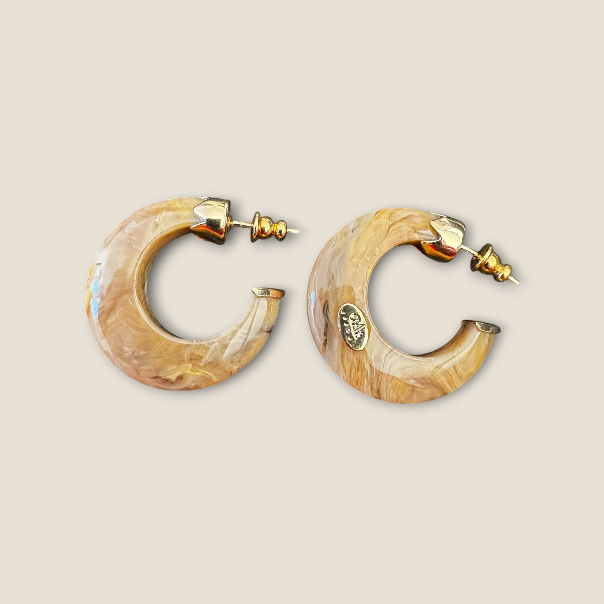 GAS BIJOUX - Boucles d'oreilles créoles ABALONE MINI acétate - Multico beige