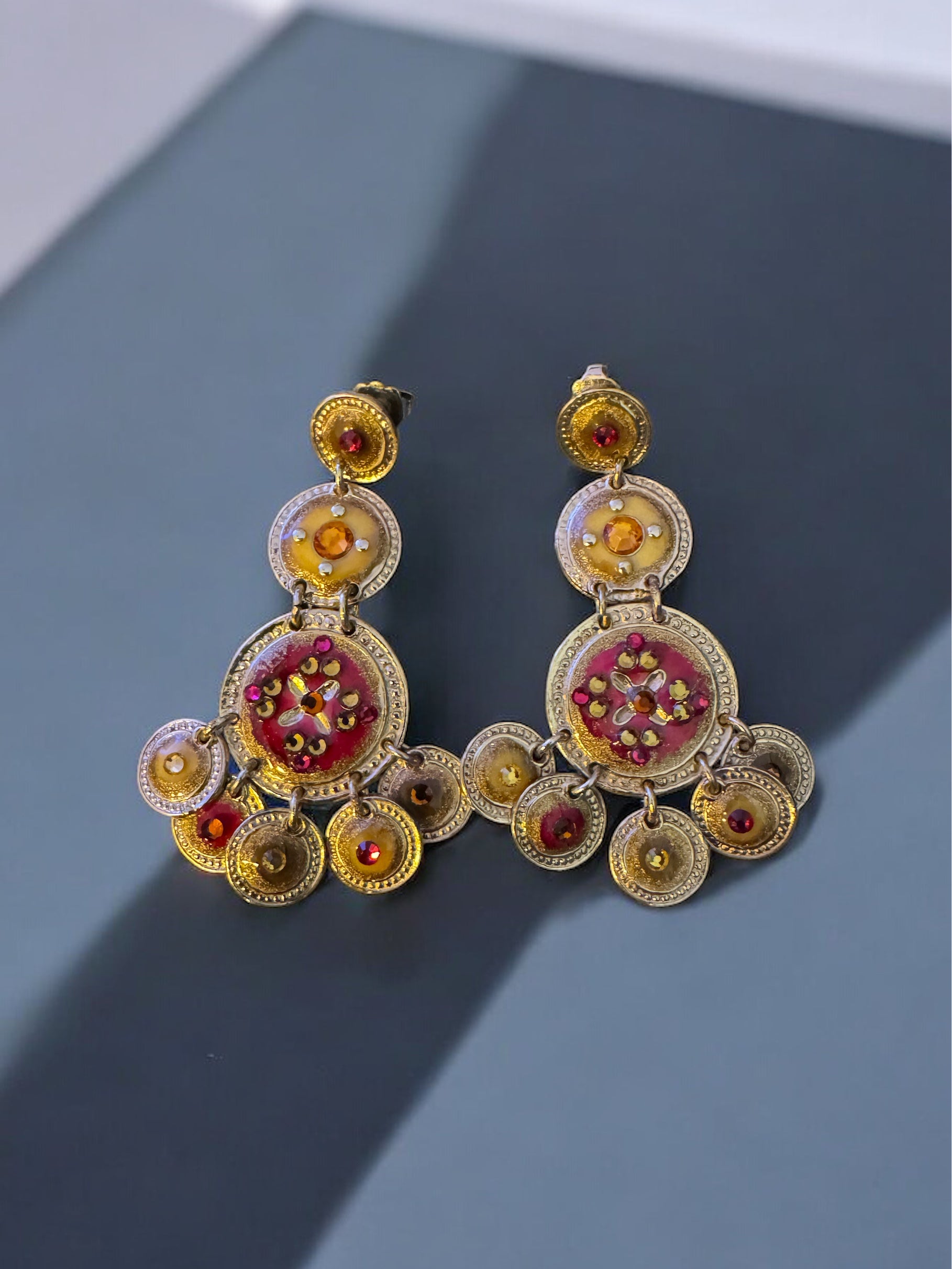 GAS BIJOUX - Boucles d'oreilles SEQUIN TROIS RANGS tiges droites métal doré à l'or fin