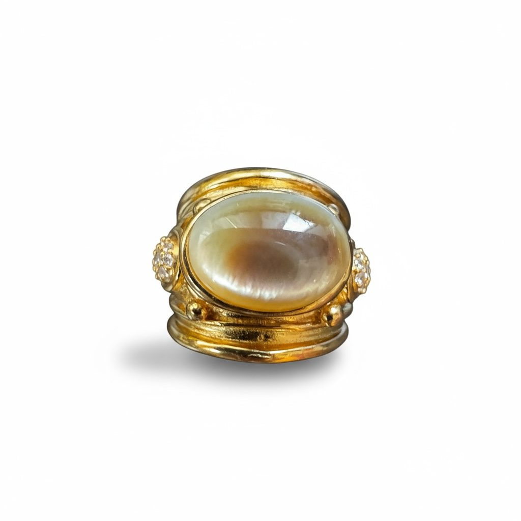 GAS BIJOUX - Bague SIMONE dorée à l'or fin - Nacre grise et cristaux blancs - Taille L