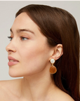 GAS BIJOUX - Boucles d'oreilles SILIA dorées - Bois et nacre blanche dorées à l'or fin