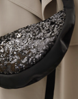 VANESSA WU - Sac banane FLAVIA a sequins noirs